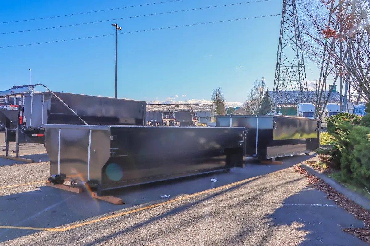 Professional dumpster rental and junk removal service in McLendon-Chisholm